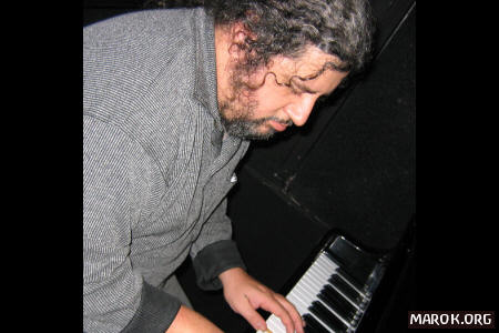 Gnurluvo al piano