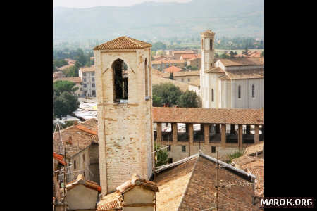 A zonzo per Gubbio - atto I