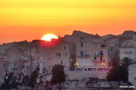 Tramonto su Bonifacio - ore 20:09