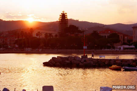Tramonto sul porto di Diano Marina - reprise