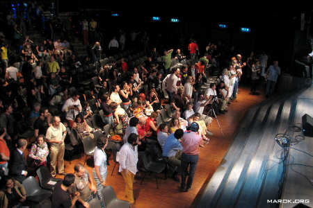 Pubblico jazz go home