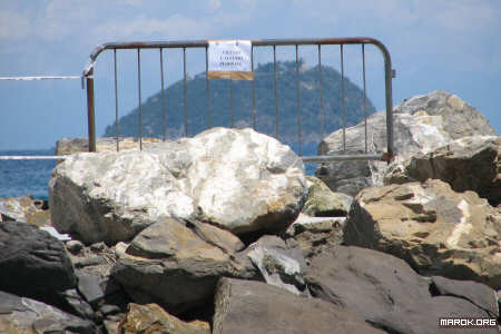 Divieto d´accesso alla Gallinara