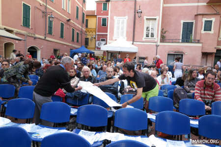 Il lavoro... passerei ore a guardarlo