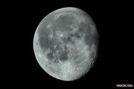 La luna su Laigueglia