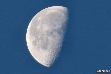 La luna sul traghetto