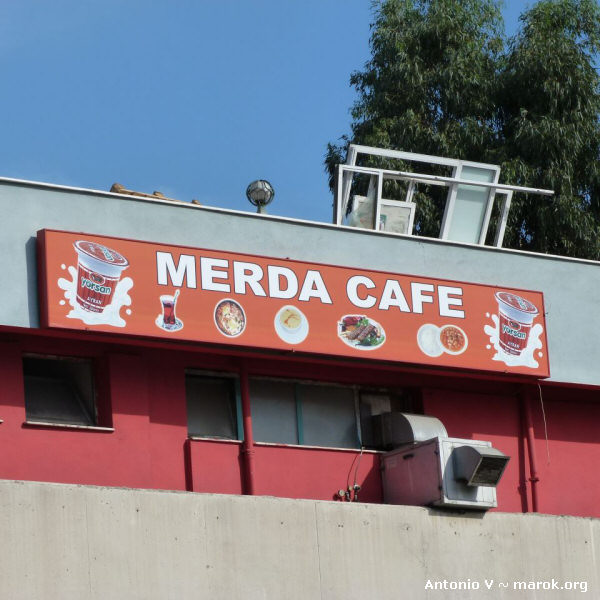 Merda Café