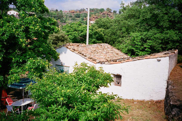 La casa col tetto a forma di V