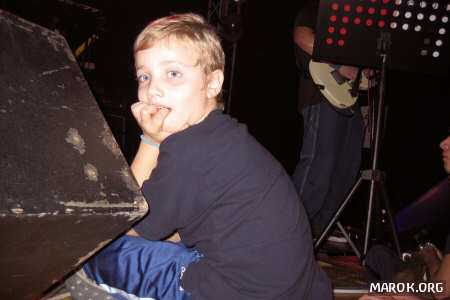 Ma s&igrave;, mi siedo sul palco, chissenefotte!