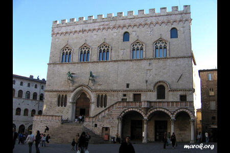 Palazzo dei Priori - Facciata Nord