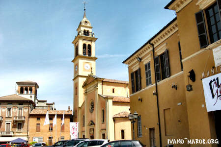 Carpaneto - Una piazza