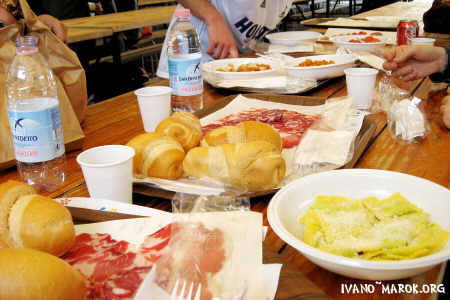 Il mondo mangia piacentino