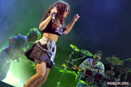 Signori, un po´ di contegno!