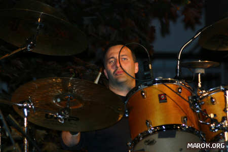 Maurizio batte...
