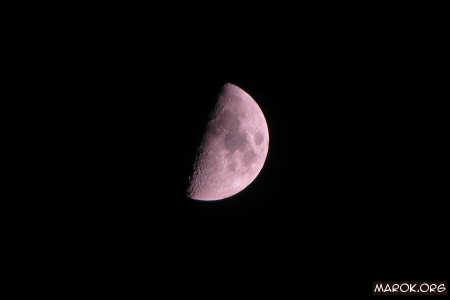 La luna dalla finestra del cesso