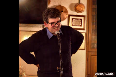 MeeMMoW doverosamente premette