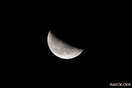 La luna dalla finestra del cesso