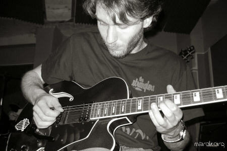 Kastrox guitarist