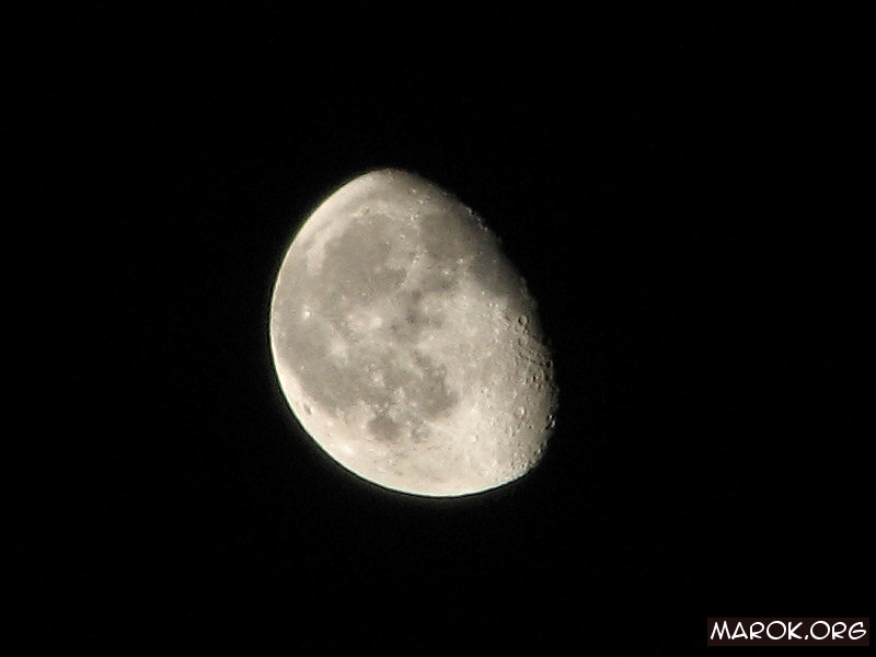 s2, iso=50, f/8, t=1/50, zoom=432mm