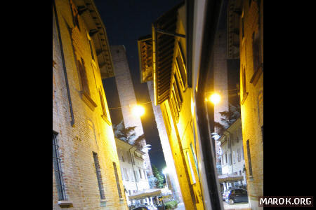 Pavia by night - #1