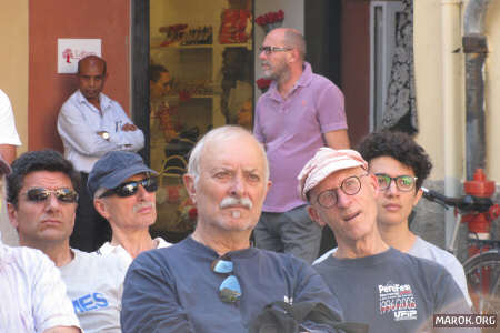 Pubblico jazz in piazza Libertà