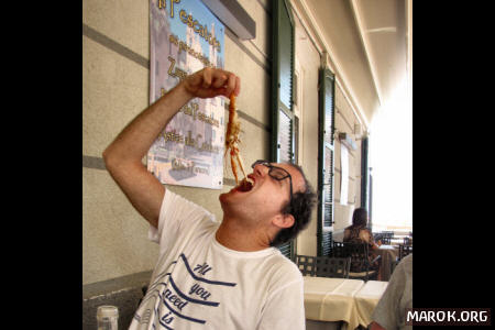 Il mondo mangia il mio crostaceo