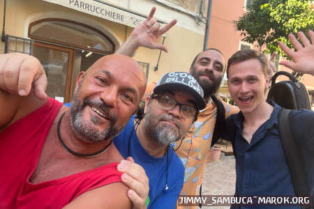 Jimmy Sambuca e il comitato di accoglienza