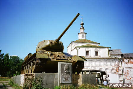 Il monumento al carro armato