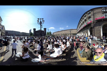 Live in Piazza Castello (reprise)