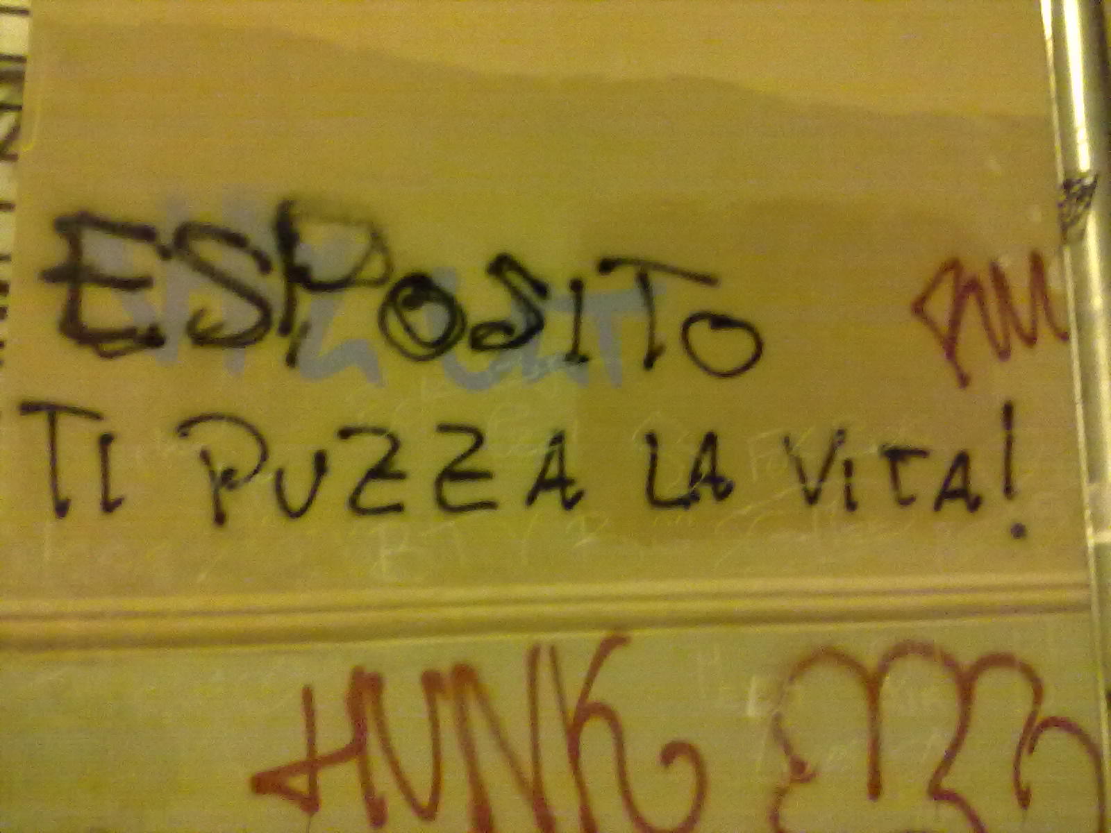 Esposito ti puzza la vita