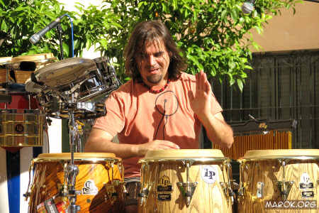 Giorgio percuote