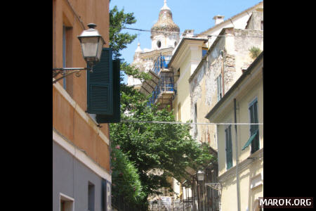 Strade di Laigueglia che non si incula nessuno