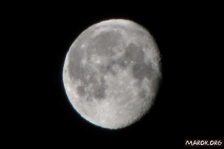 La luna sopra i Farinei